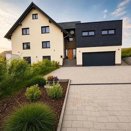 Moderne Bauernhof Mitten In Der